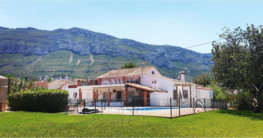 Chalet Cami De Merle Dénia Exterior foto